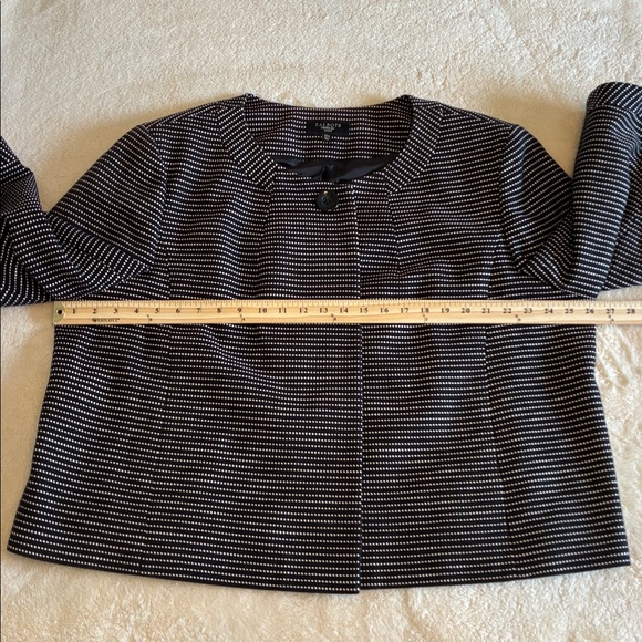 Talbot’s Women’s Black and White One Button Blazer Jacket 22W - Picture 7 of 11